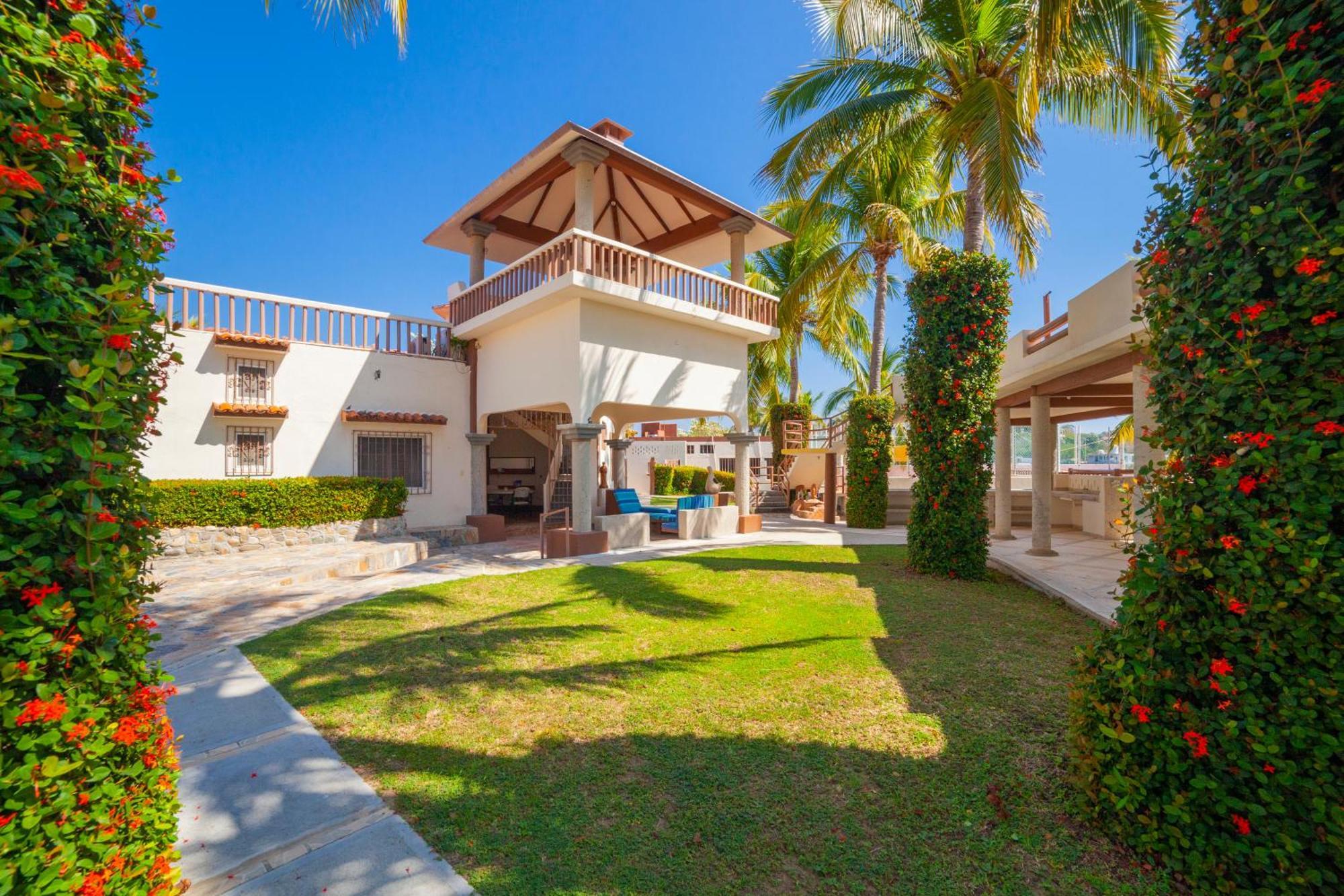 Hotel Casa Rush Puerto Angel Exterior photo